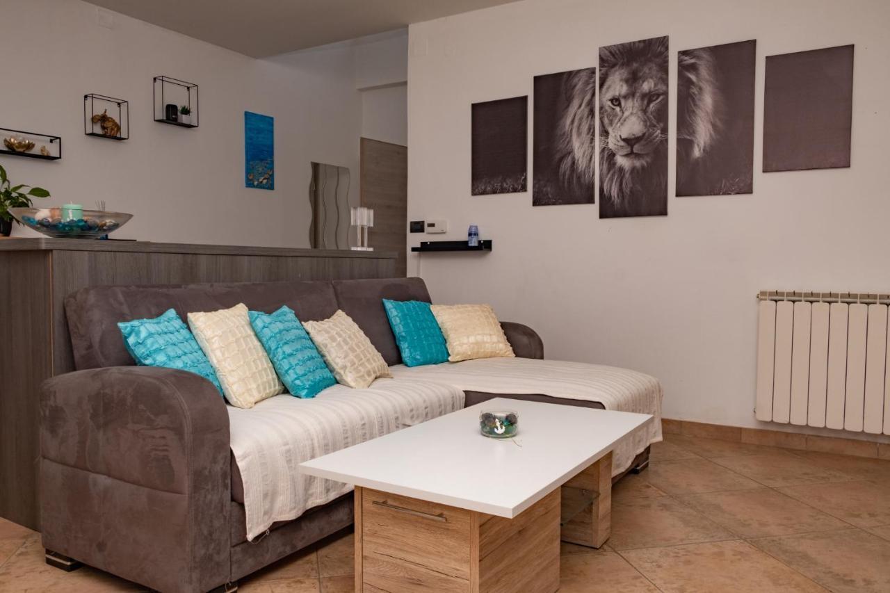 Sea Apartment อิซอลา ภายนอก รูปภาพ